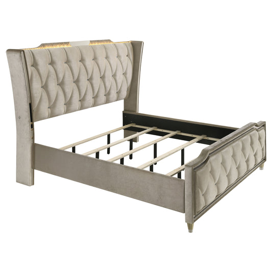 Lorient 5-piece Eastern King Bedroom Set Ivory and Camel