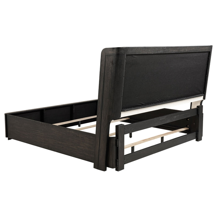 Leandro 4-piece Eastern King Bedroom Set Burnished Black
