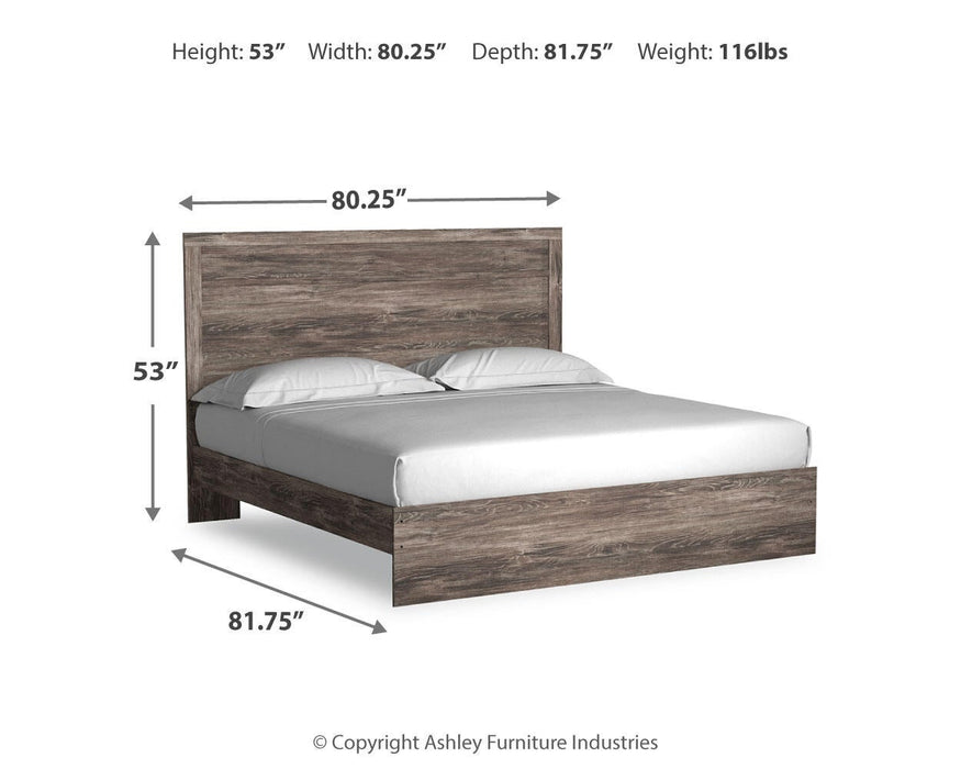 Ralinksi King Panel Bed with Mirrored Dresser