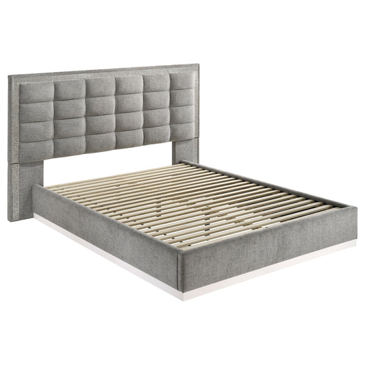 Viana 4-Piece Queen Platform Bedroom Set Grey and White High Gloss