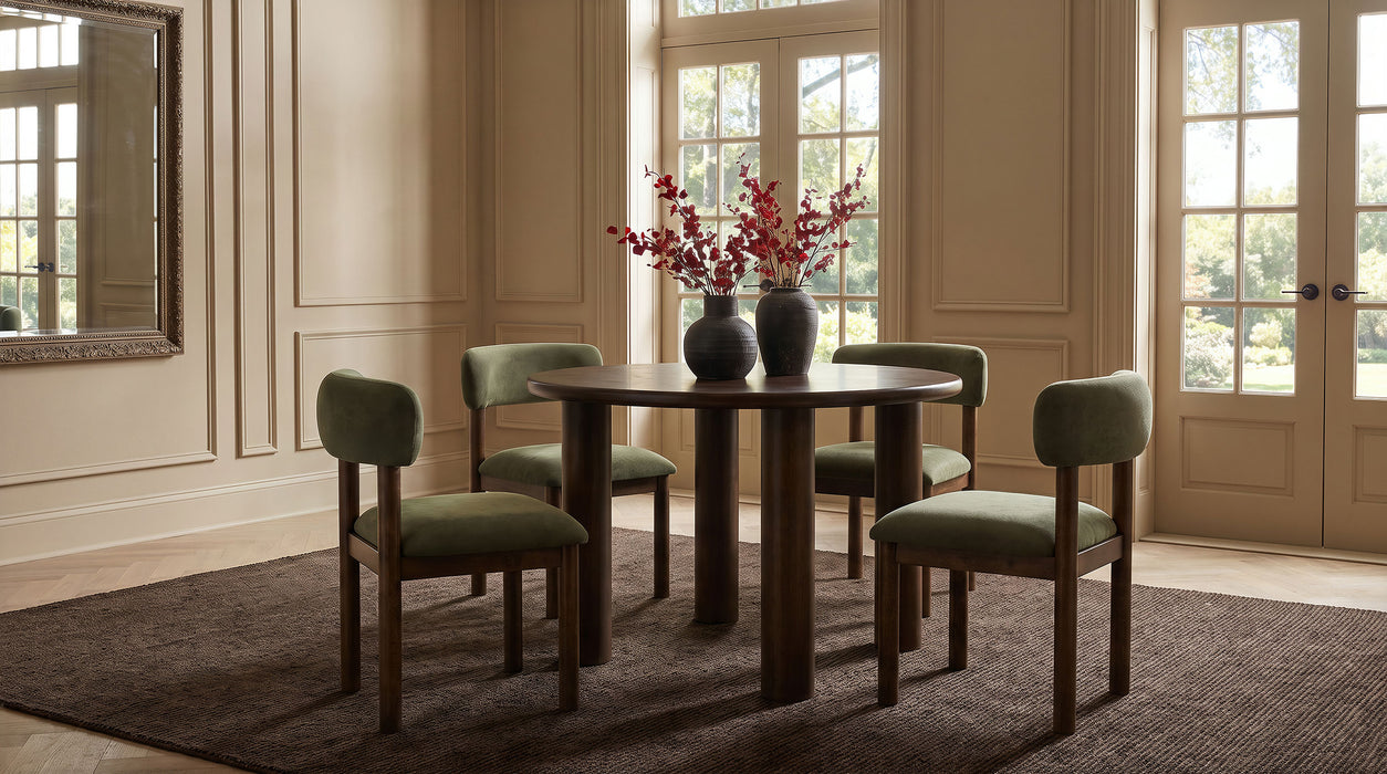 Faulkner 48-inch Round Wood Dining Table Brown Oak